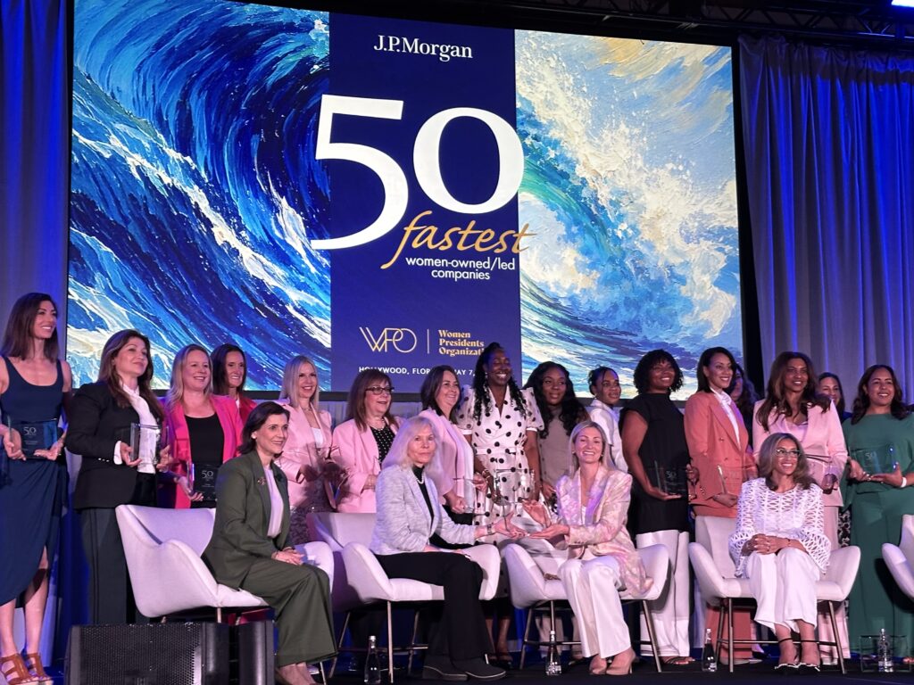 Group of women at the 50 Fastest Women-Owned/Led Companies event.